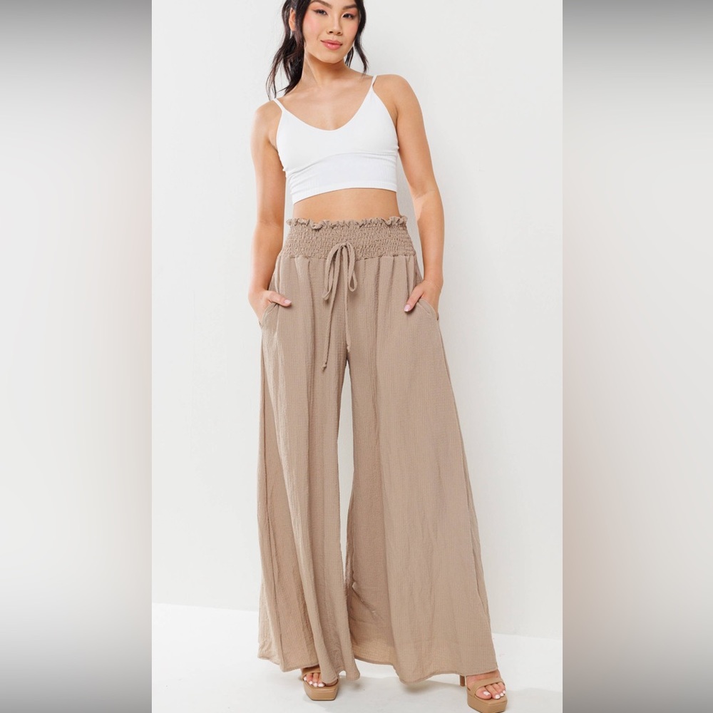 ✨NEW LIST✨ High Smocked Waisted Wide Leg Crinkle Fabric Pants - Picture 1 of 6